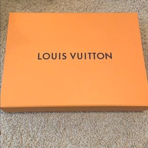 Louis Vuitton box